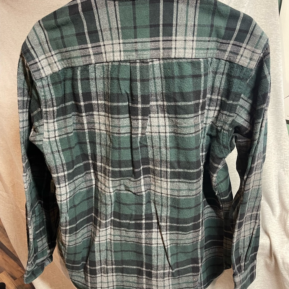 L.L. Bean Men's Forest Plaid Button Down Shirt - Picture 2 of 2